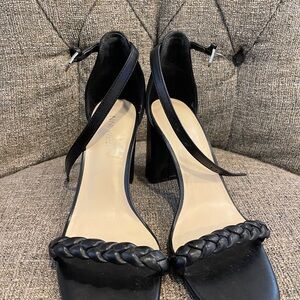 SANDALS nine Wear size 10.5